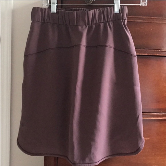 Lululemon On The Fly skirt - Picture 6 of 7